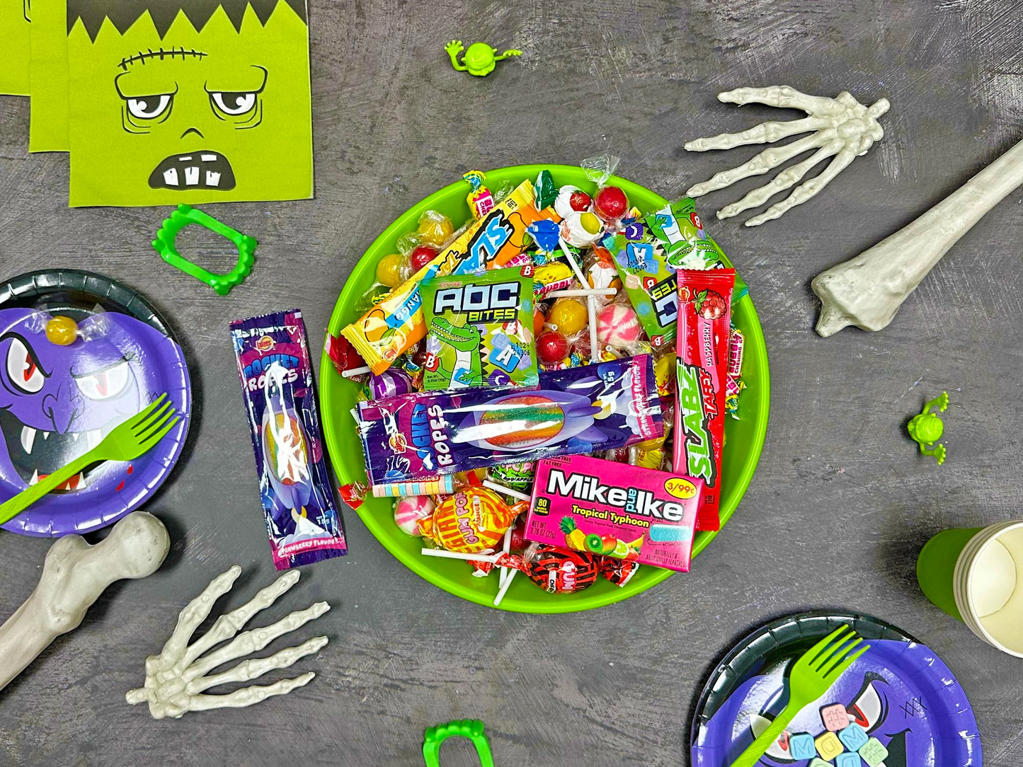 Party Pinata Candy Mix - 5 Pounds - Big Bulk Parade Candies - Birthday Candies for Goodie Bags - Candy Individually Wrapped - Pinata Filler Stuffer Variety Pack